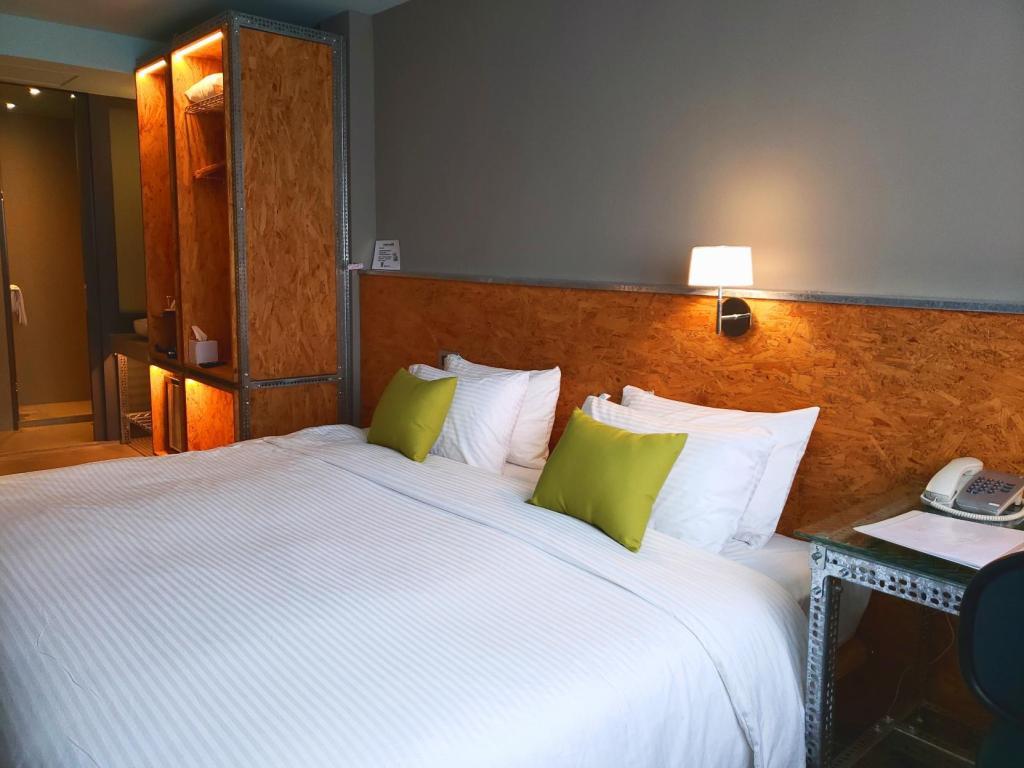 Ind Hotel Hong Kong Bagian luar foto