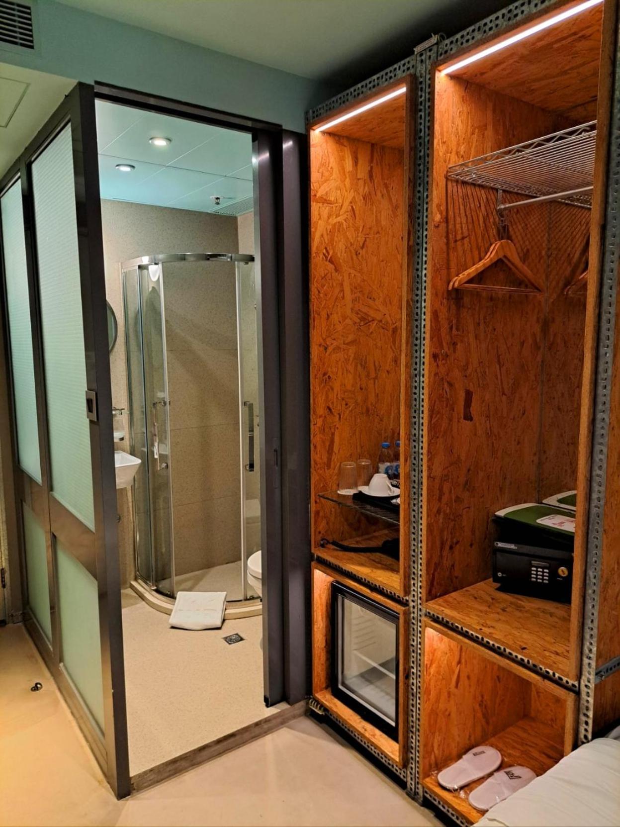 Ind Hotel Hong Kong Bagian luar foto
